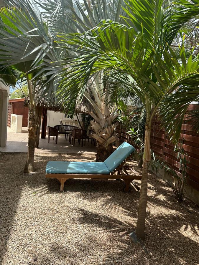 Studio - Begane Grond - Poolside 克拉伦代克 外观 照片